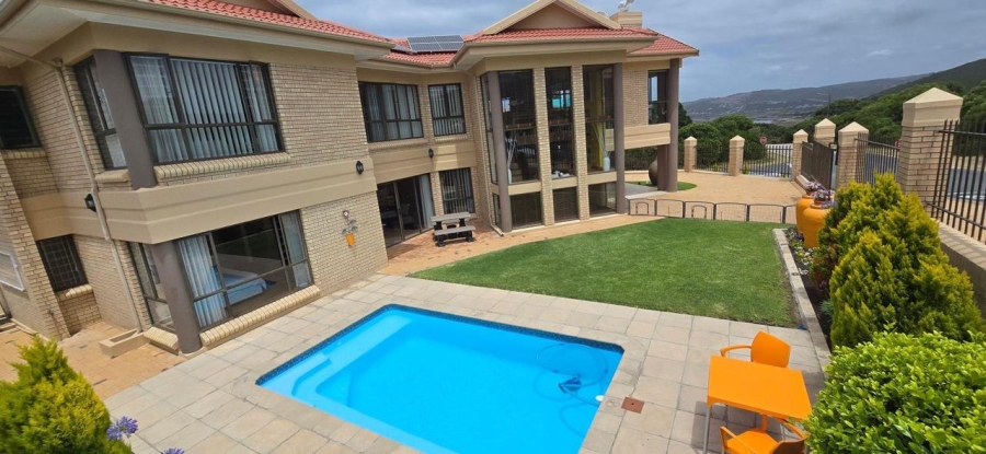 7 Bedroom Property for Sale in Hersham Western Cape